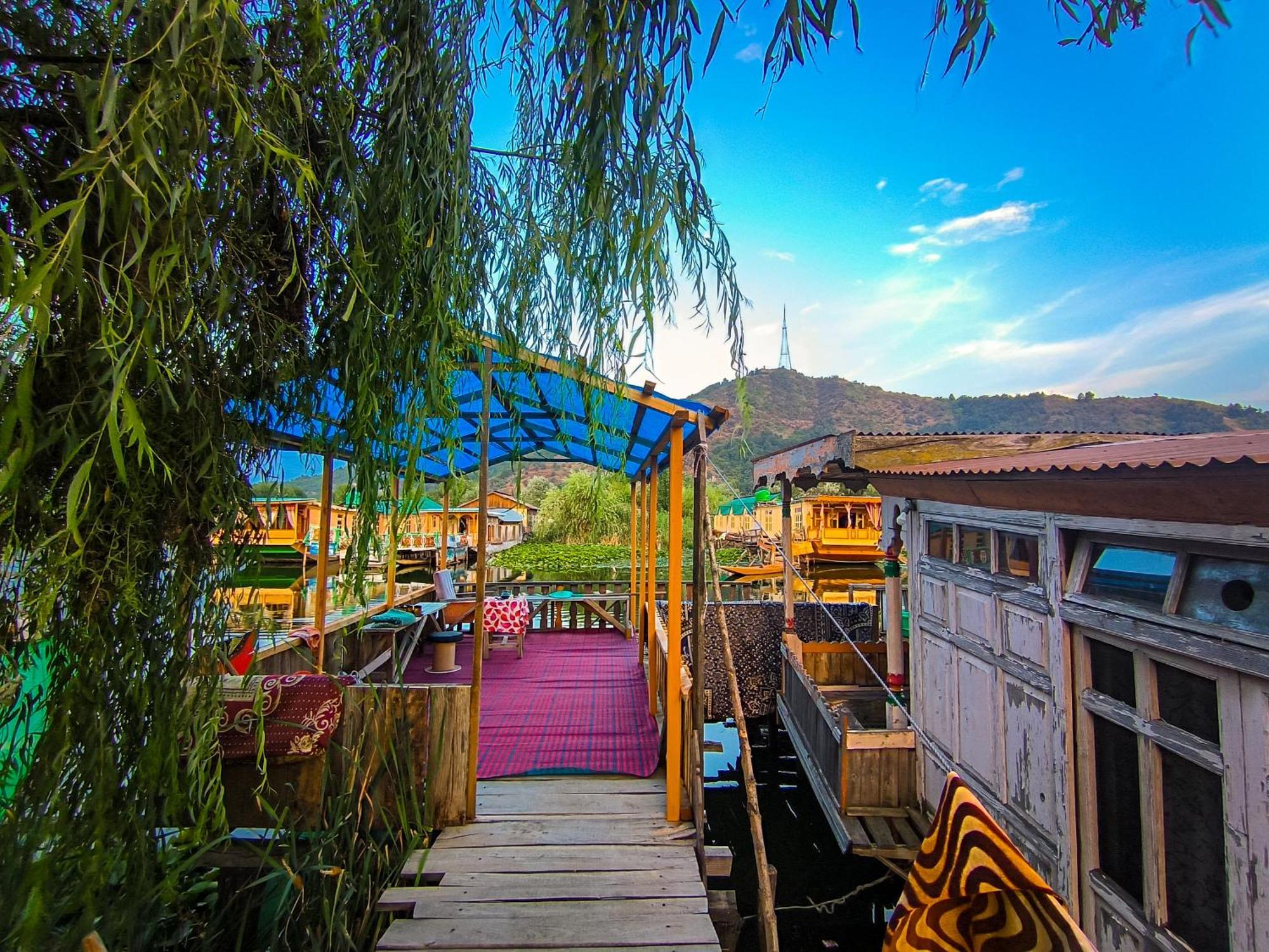 Botel Houseboat Shora Palace Group Of Houseboats 3*